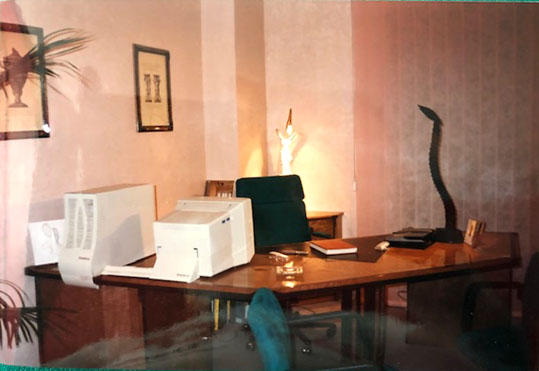Computer con "Copri cavi Chiusi"